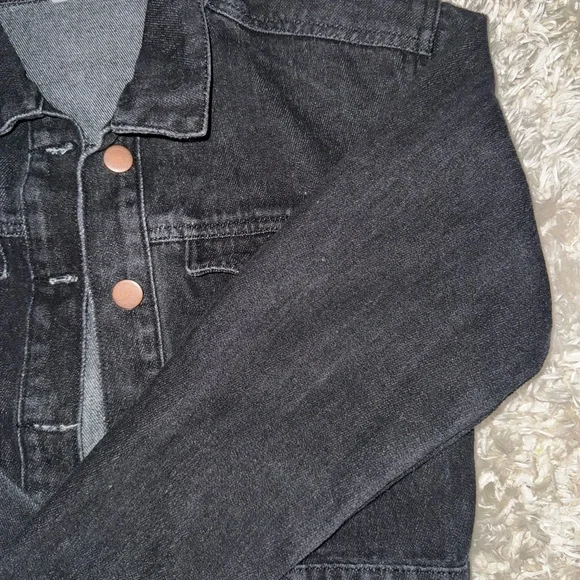 Jacket - Picture 2 of 3